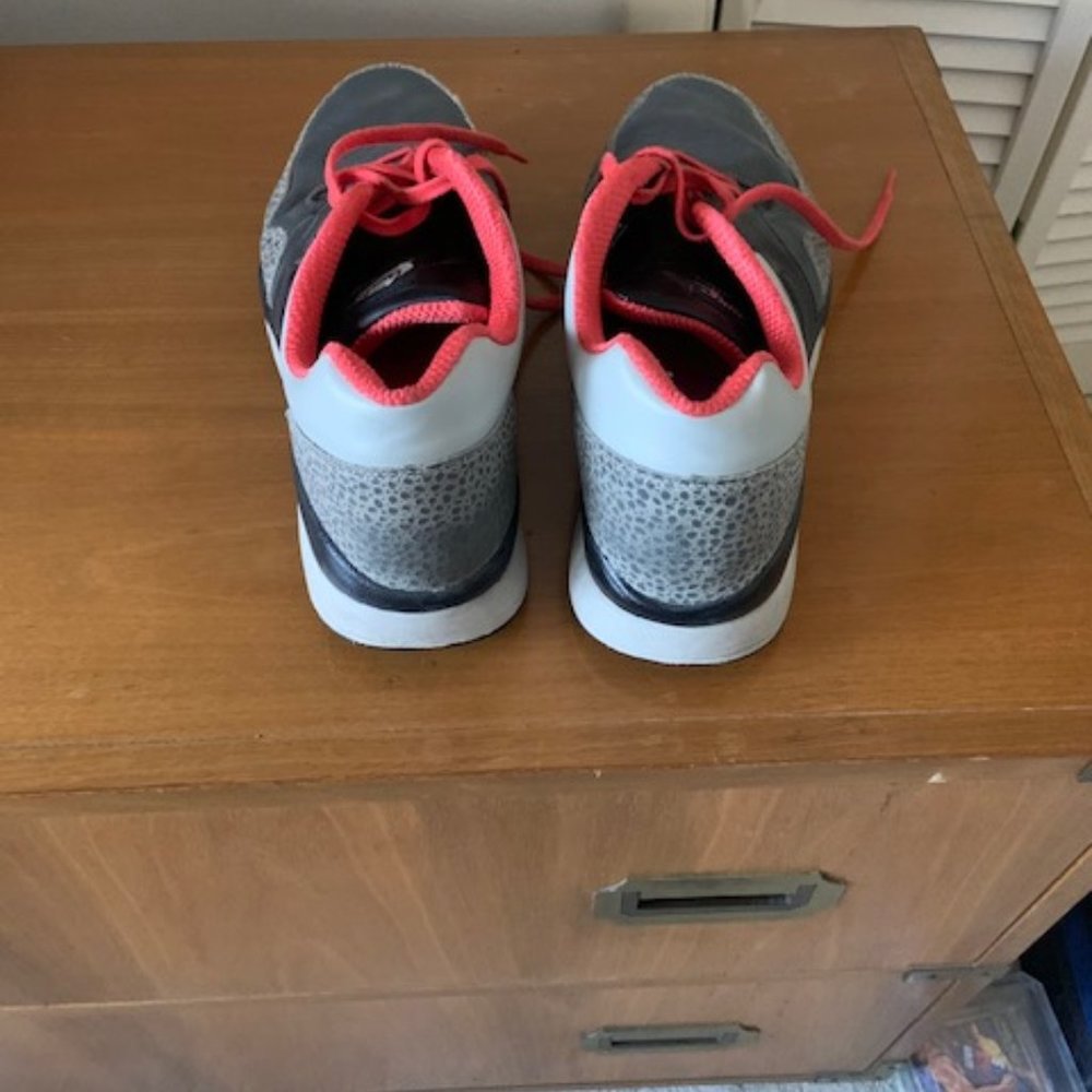 Nike Air Safari Le Grey (size 12, lightly used) - Picture 3 of 3